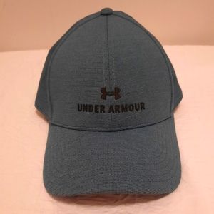 Under Armour Women's Hat Green